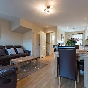  Apartment Camstay New Street